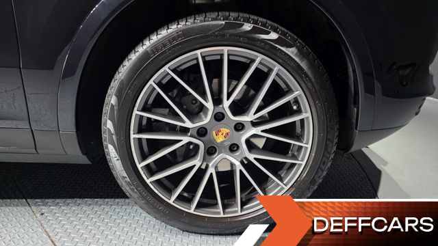 Porsche CAYENNE 3.0 купить на сайте DeffCars