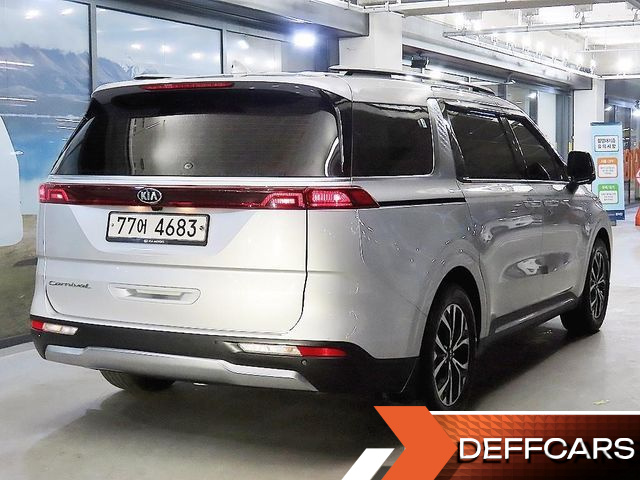 Kia CARNIVAL Gasoline 11-Seater Noblesse купить на сайте DeffCars