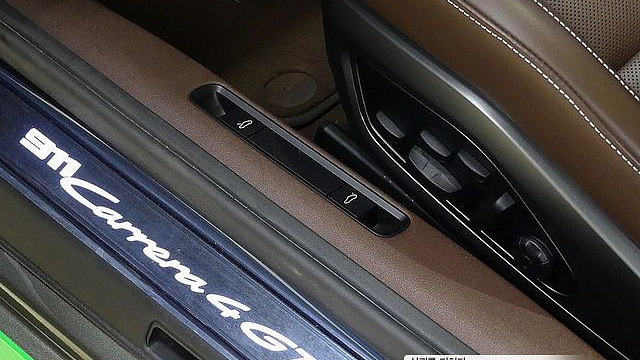 Porsche 911 Carrera 4 GTS Cabriolet купить на сайте DeffCars