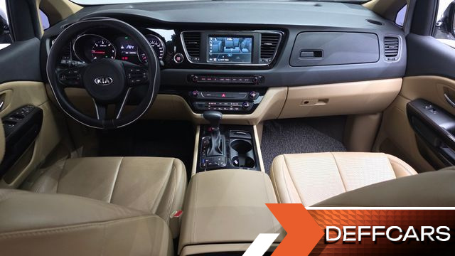 Kia CARNIVAL 7-seater Limousine VIP купить на сайте DeffCars