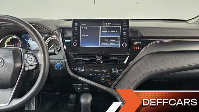 Toyota CAMRY 2.5 LE Hybrid купить на сайте DeffCars