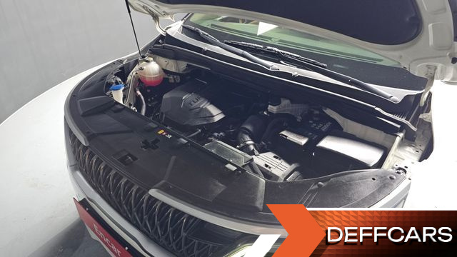 Kia CARNIVAL 9-Seater Prestige купить на сайте DeffCars