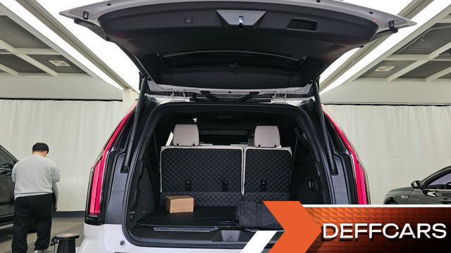 Cadillac ESCALADE 6.2 ESV ESV Sports Platinum купить на сайте DeffCars