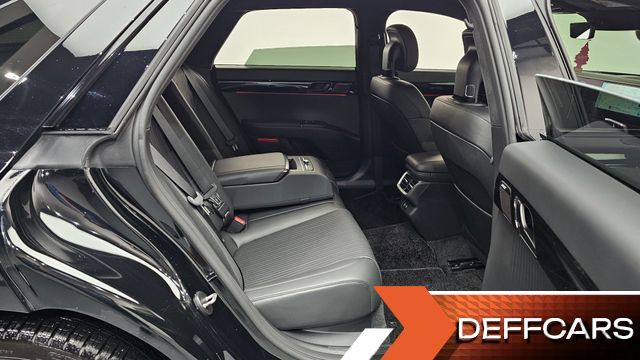 Hyundai GRANDEUR 2,5 Gasoline 2WD Calligraphy купить на сайте DeffCars