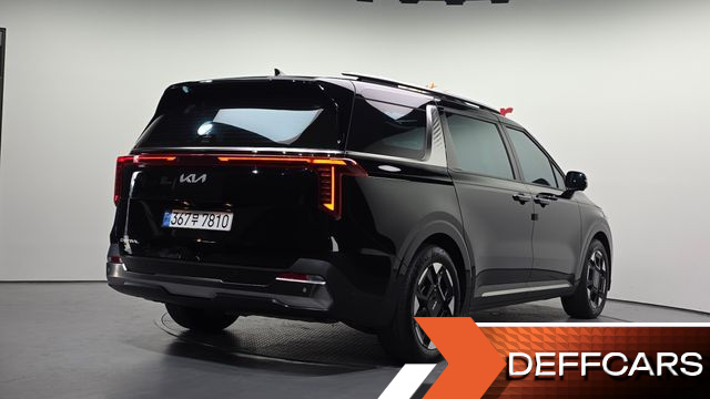 Kia CARNIVAL 9-Seater Signature купить на сайте DeffCars