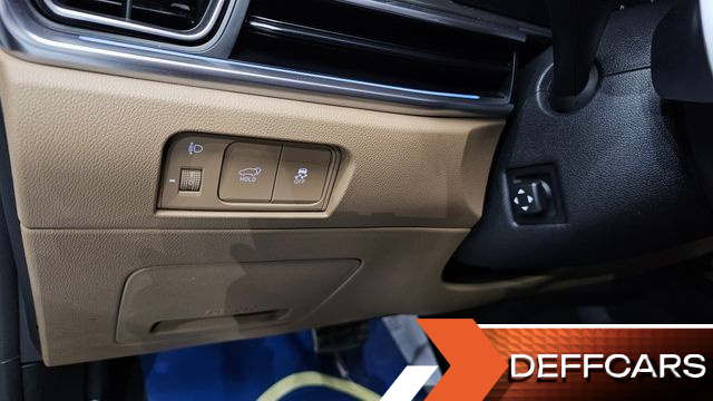 Kia SORENTO HEV 1.6 2WD Gravity купить на сайте DeffCars