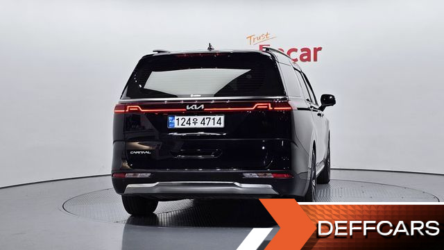 Kia CARNIVAL 7-Seater Signature купить на сайте DeffCars