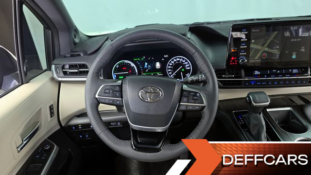 Toyota SIENNA 2.5 Hybrid 2WD купить на сайте DeffCars