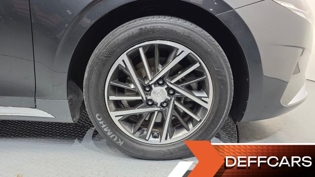 Hyundai GRANDEUR 2.5 Premium Choice купить на сайте DeffCars