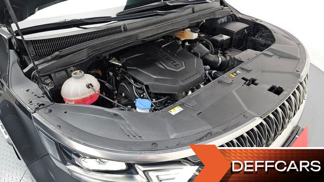 Kia CARNIVAL 9-Seater Signature купить на сайте DeffCars