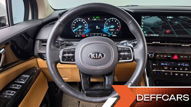 Kia CARNIVAL Gasoline 7-Seater Noblesse купить на сайте DeffCars