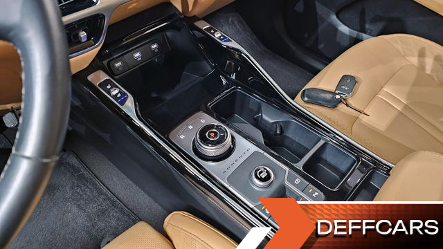 Kia SORENTO HEV 1.6 2WD Gravity купить на сайте DeffCars