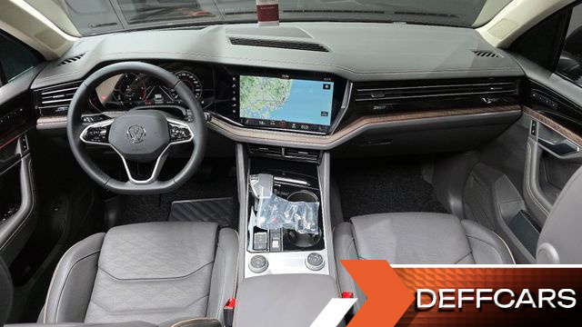 Volkswagen TOUAREG 3.0 TDI Prestige купить на сайте DeffCars