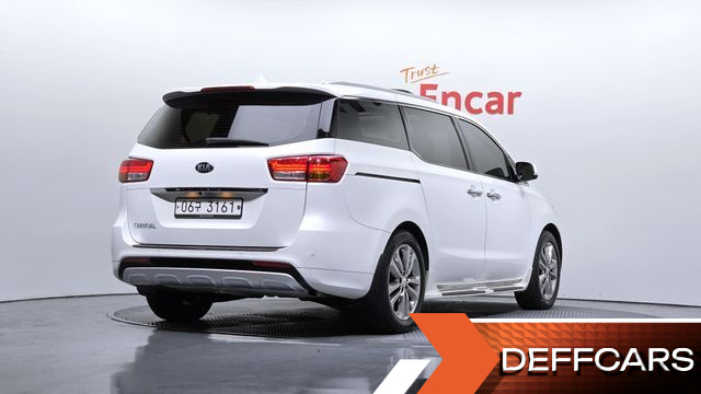 Kia CARNIVAL 9-seater Prestige купить на сайте DeffCars