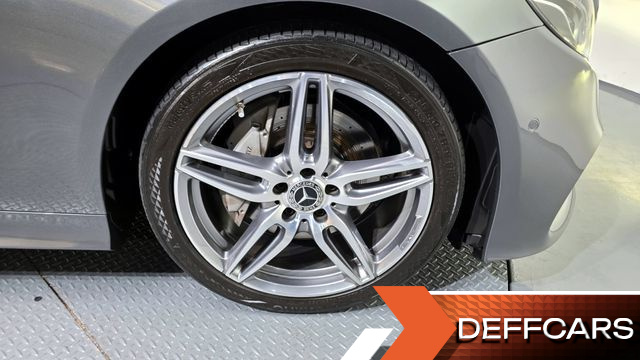 Mercedes E-CLASS E220d Coupe купить на сайте DeffCars