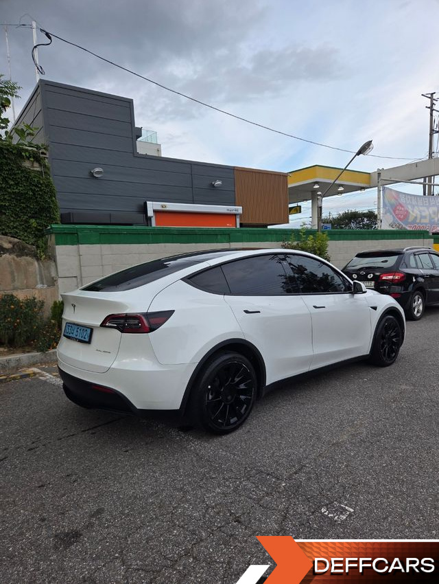 Tesla MODEL Y Long Range AWD купить на сайте DeffCars