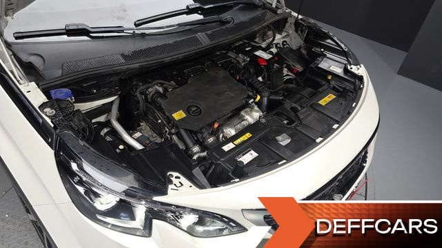 Peugeot 3008 1.5 BlueHDi Allure купить на сайте DeffCars