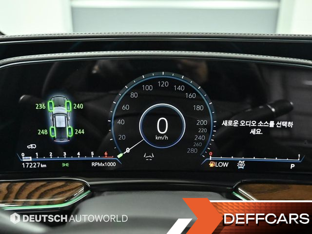 Cadillac ESCALADE 6.2 Premium Luxury Platinum купить на сайте DeffCars