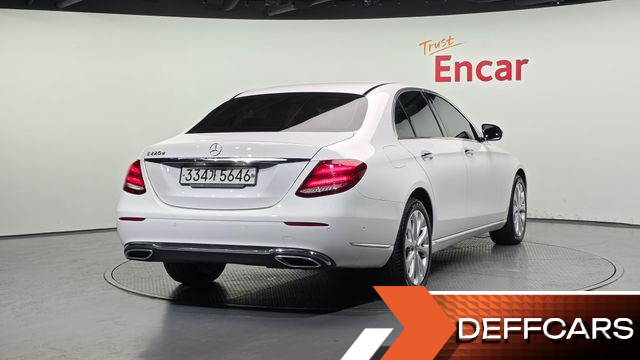 Mercedes E-CLASS E220d Exclusive купить на сайте DeffCars