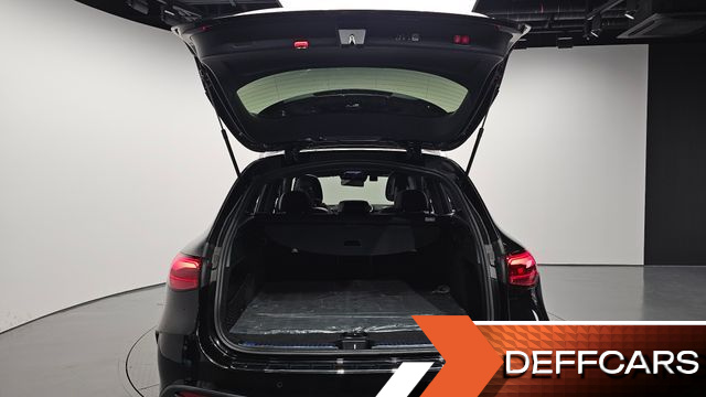 Mercedes GLC-CLASS GLC300 4MATIC AMG Line купить на сайте DeffCars