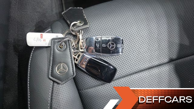 Mercedes E-CLASS E350 4MATIC Avantgarde купить на сайте DeffCars