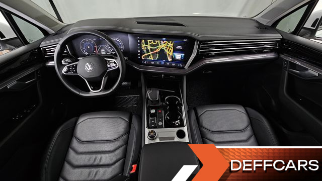 Volkswagen TOUAREG 3.0 TDI Premium купить на сайте DeffCars