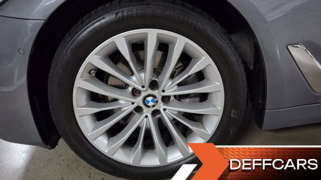 BMW 5-SERIES 520i Luxury купить на сайте DeffCars