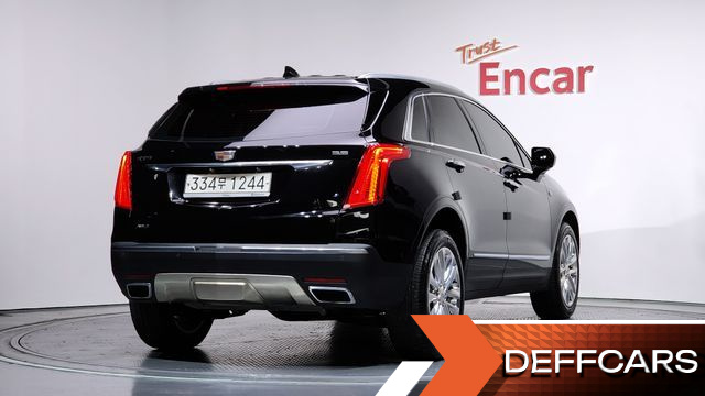 Cadillac XT5 3.6 Platinum купить на сайте DeffCars