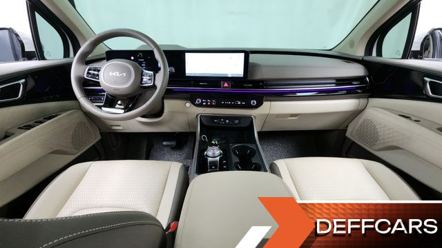 Kia CARNIVAL 9-Seater Signature купить на сайте DeffCars