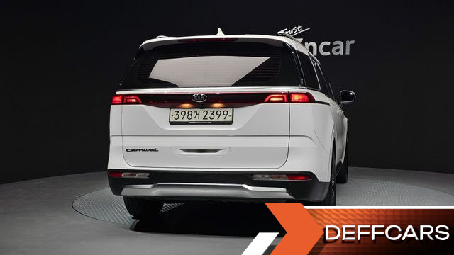 Kia CARNIVAL 9-Seater Signature купить на сайте DeffCars