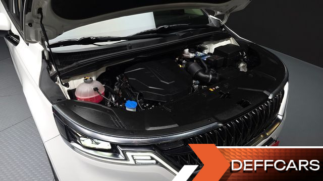 Kia CARNIVAL 7-Seater Noblesse купить на сайте DeffCars