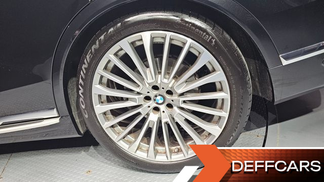 BMW X7 xDrive 40i Design Pure Excellence 7-Seater купить на сайте DeffCars