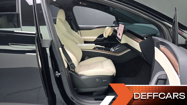 Tesla MODEL X AWD купить на сайте DeffCars