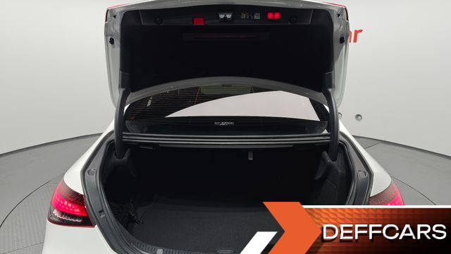 Mercedes E-CLASS E350 4MATIC Exclusive купить на сайте DeffCars