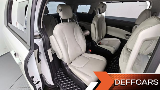 Kia CARNIVAL 9-Seater Noblesse купить на сайте DeffCars
