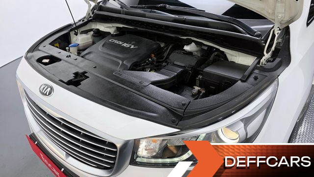 Kia CARNIVAL 9-seater Prestige купить на сайте DeffCars