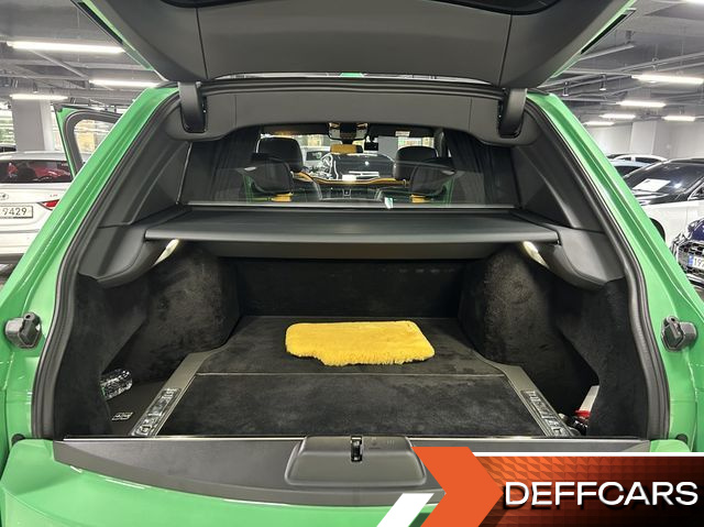 Rolls-Royce CULLINAN 6.7 V12 Black Badge купить на сайте DeffCars