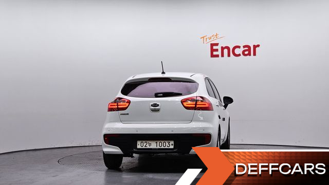 Kia PRIDE 5DR 1.4 MPI Trendy купить на сайте DeffCars