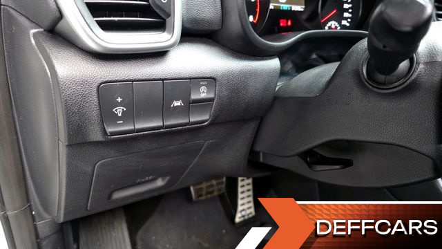 Kia SPORTAGE Diesel 2.0 2WD Prestige купить на сайте DeffCars