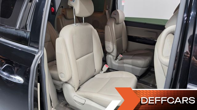 Kia CARNIVAL 9-seater Prestige купить на сайте DeffCars