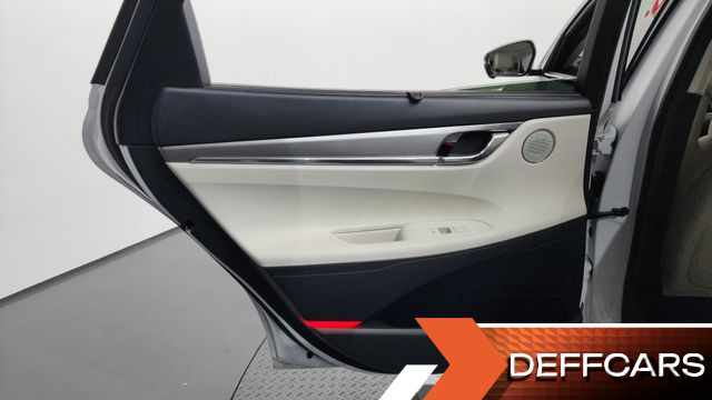 Hyundai GRANDEUR 2.5 Le Blanc купить на сайте DeffCars