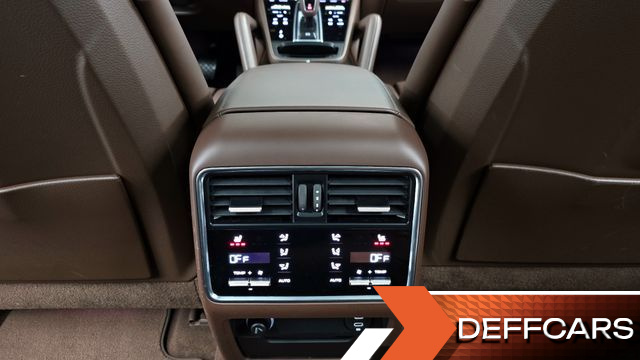 Porsche CAYENNE 3.0 PLATINUM EDITION купить на сайте DeffCars
