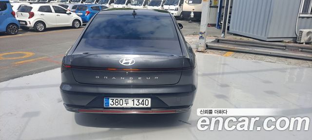 Hyundai GRANDEUR Calligraphy купить на сайте DeffCars