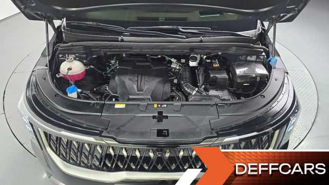 Kia CARNIVAL Gasoline 7-Seater Hi Limousine Signature купить на сайте DeffCars
