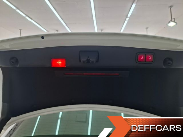 Mercedes E-CLASS E300 4MATIC Exclusive купить на сайте DeffCars