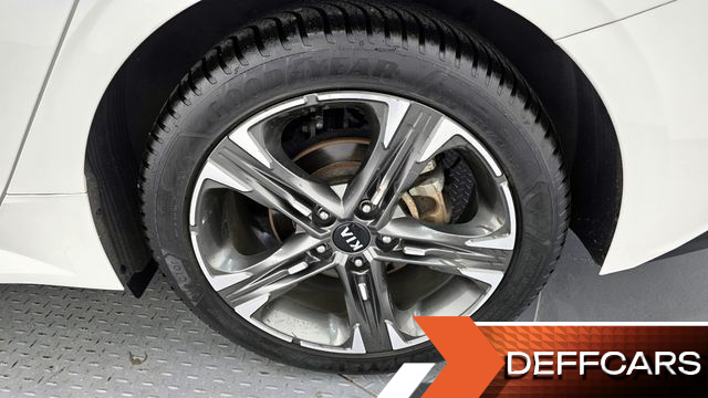 Kia K5 2.0 Noblesse купить на сайте DeffCars