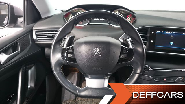 Peugeot 308 1.6 BlueHDi Allure купить на сайте DeffCars