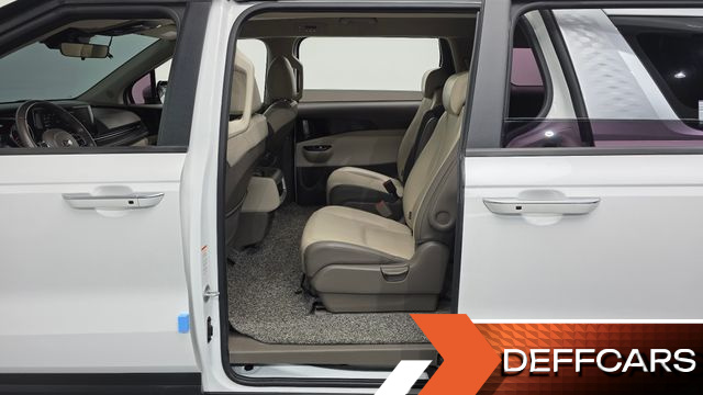 Kia CARNIVAL 9-Seater Prestige купить на сайте DeffCars