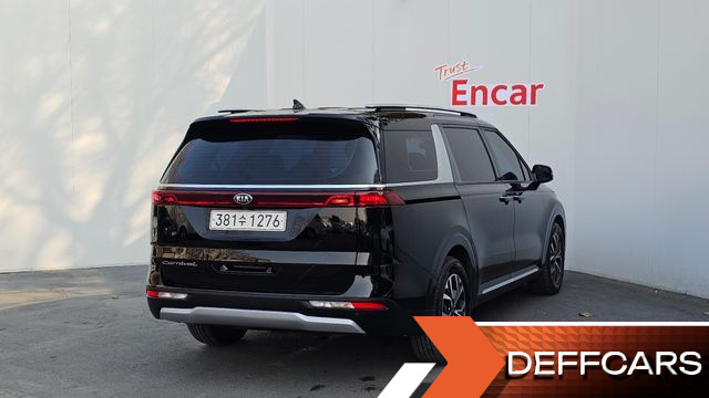 Kia CARNIVAL 9-Seater Noblesse купить на сайте DeffCars