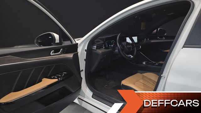 Kia K5 2.0 Signature купить на сайте DeffCars